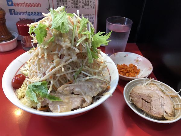 「冷やし中華＋豚一枚」@千里眼の写真