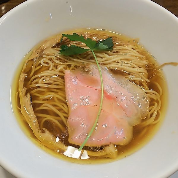 「【限定】鶏と水 醤油」@麺.SUZUKiの写真