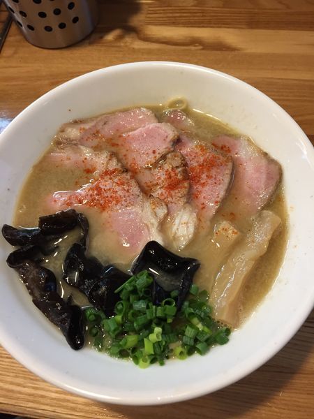 「濃昆鶏白湯醤油チャーシュー増し ￥１０５０円」@麺や 一想の写真