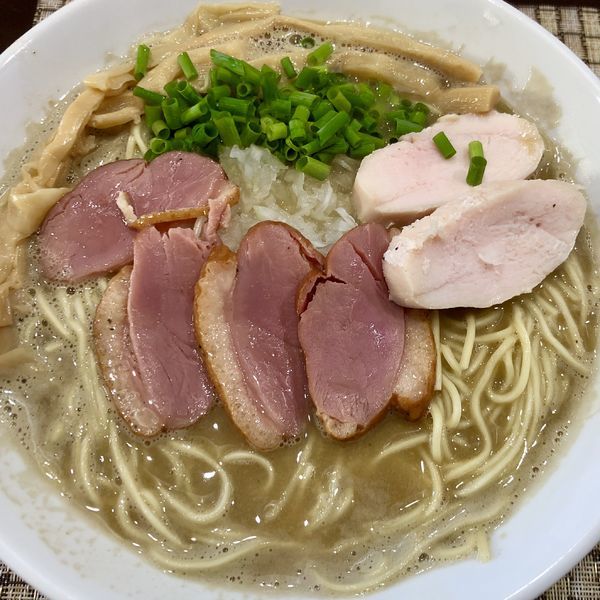 「濃厚煮干しラーメン（大盛）」@麺屋 銀二の写真
