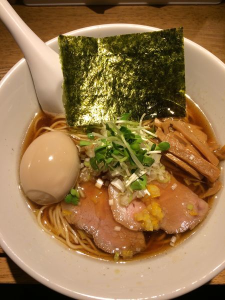 「醤油そば(中)780円➕トロトロ味玉100円」@自家製麺 中華そば 多繋の写真