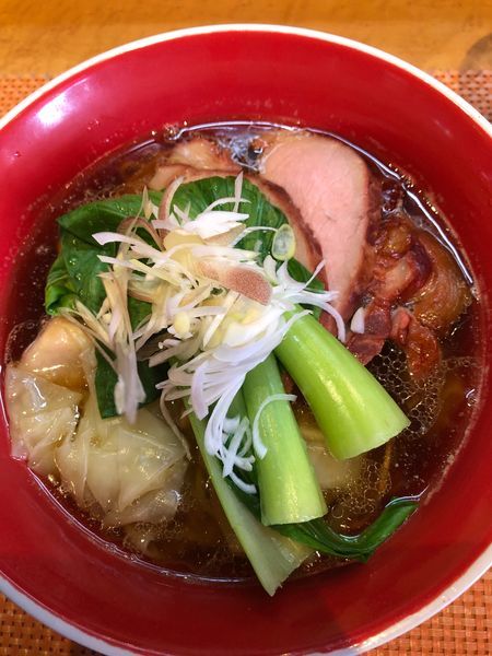 「限定 鶏出汁からの追い本枯れ節特選雲呑中華そば 1200円」@柴崎亭の写真