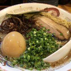 味玉ラーメン　＠７８０円