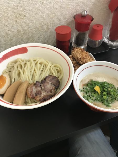 「「限定」濃厚チキンポタージュつけ麺 ミニチキン」@自家製麺SHINの写真