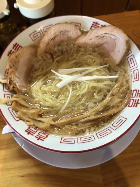 「背脂煮干」@麺や 豚八の写真