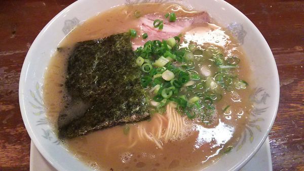 「ラーメン￥700」@博多ラーメン もえぎ野の写真