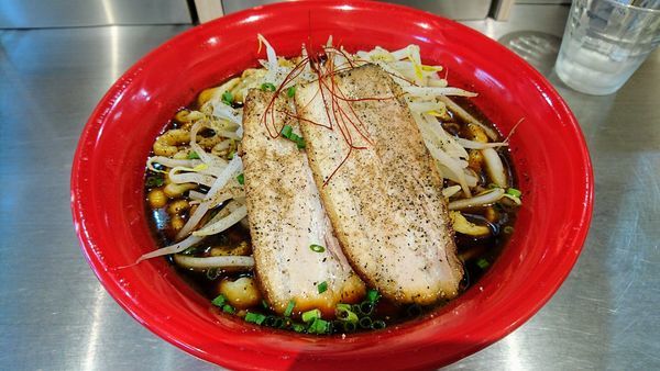 「ブラックらーめん」@麺創研 紅 BLACKの写真