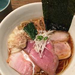 特製醤油らあめん