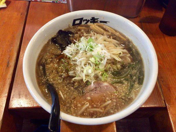 「醤油ラーメン」@ロッキー 大網店の写真