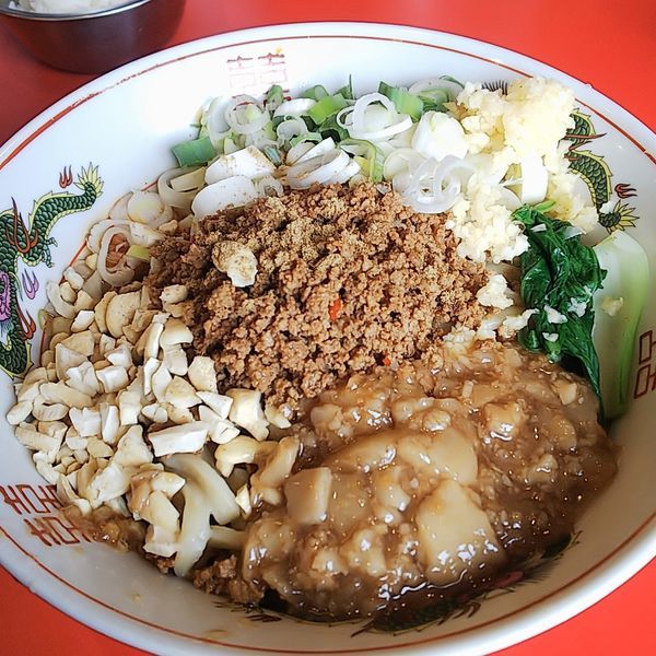 「【限定】黒い汁なし担々麺」@ラーメン英二の写真