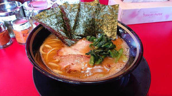 「ラーメン680円(込)」@家系ラーメン たつ家の写真