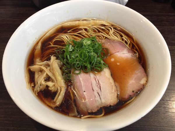 「醤油ラーメン」@かしわぎの写真