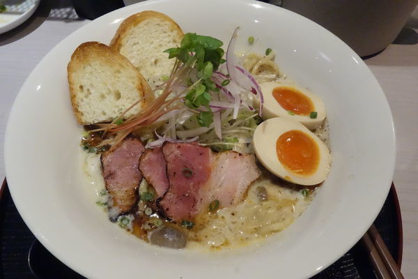 「【限定】きのこのポタージュ トリュフソースがけ」@仙臺らーめん 味噌 三礎の写真