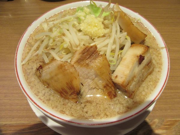 「魚郎ラーメン（９３０円）」@せたが屋 品川店の写真