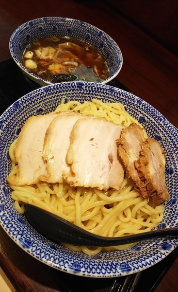 「チャーシューワンタンつけ蕎麦（大）」@中華蕎麦 金魚の写真