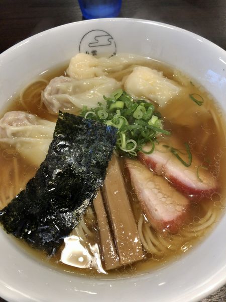 「特製ワンタン麺（ハーフ&ミックス）¥1000」@八雲の写真