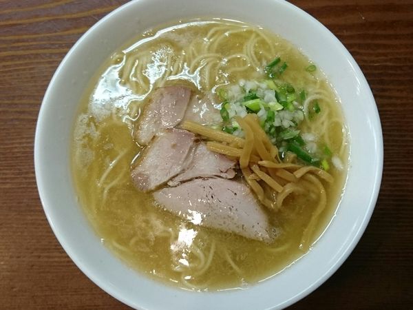 「煮干し拉麺(塩、アゴ出汁Ver)」@良温(Ra-on)の写真