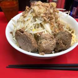 ラーメン(中)野菜ちょいマシ油にんにく