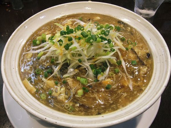 「酸辣湯麺（842円）」@チャイナキッチン 家楽の写真