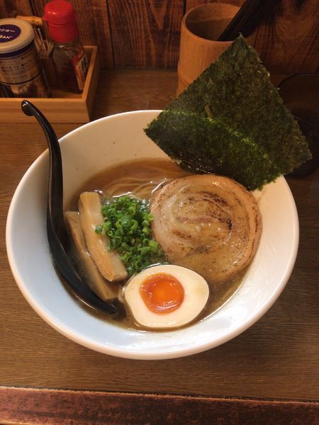 「あごだし醤油らーめん ¥800」@麺屋 哲の写真