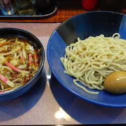 野菜つけそば（900円）＋味玉（100円）