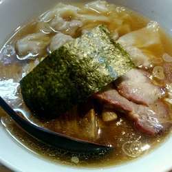 わんたんそば 醤油