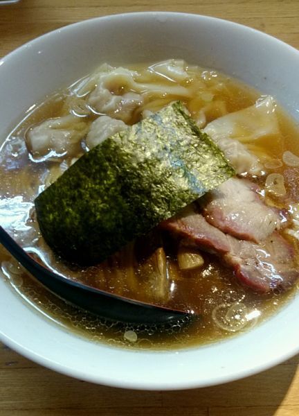 「わんたんそば 醤油」@支那そば なかじまの写真