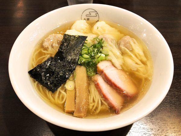 「特製ワンタン麺（白だし）」@八雲の写真