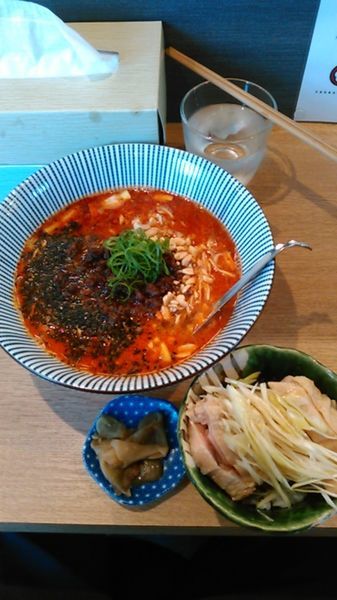 「特製担々麺　ぱっかい飯セット　1260円」@麺屋 椿丸の写真