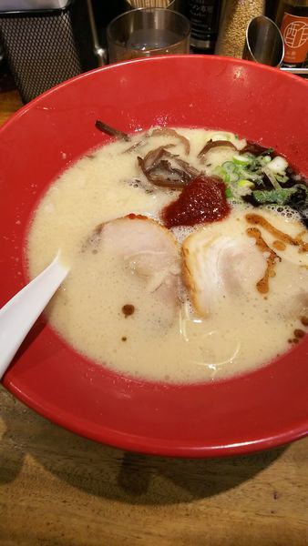 「赤丸新味」@博多一風堂 みなとみらい東急スクエア店の写真