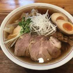 わんたんめん（大盛り、味玉トッピング）