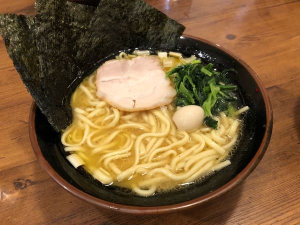 「ラーメン」@極味家 六角橋店の写真