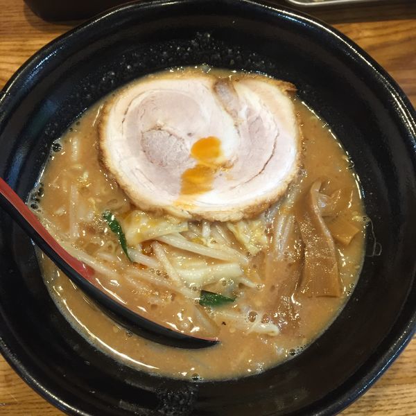 「味噌ラーメン 半麺 ネギ抜き 830円」@麺処 花田 上野店の写真