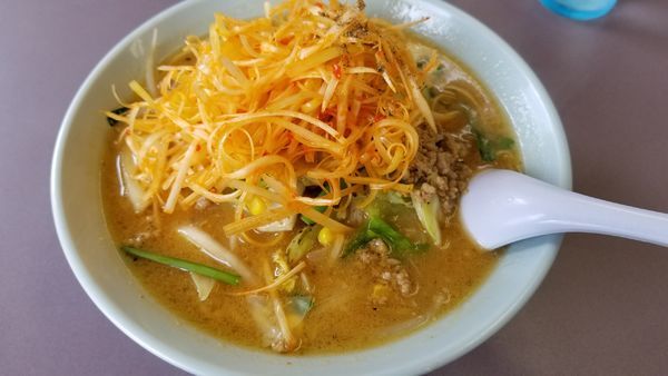 「みそ野菜ラーメン　辛ネギトッピング」@くるまやラーメン 松本筑摩店の写真