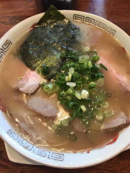 「チャーシュー麺 バリカタ」@博多ラーメン もえぎ野の写真
