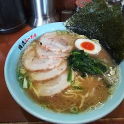 9/23 チャーシュー麺中盛り固め990円