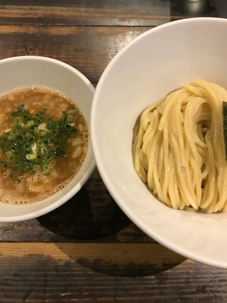 「浸け豚そば」@俺の空 池袋店の写真