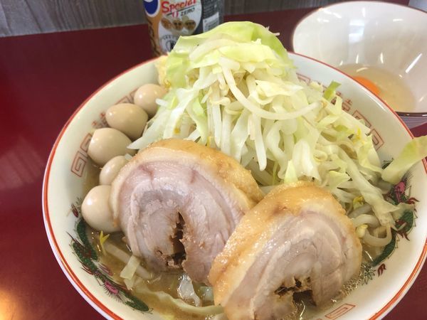 「ラーメン、うずら、卵」@ジラフの写真