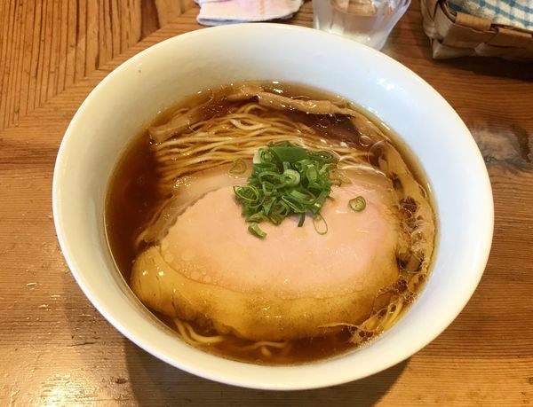 「醤油ラーメン」@ラーメン屋 トイ・ボックスの写真