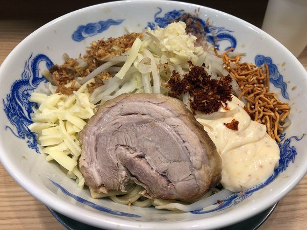 「まぜそば大 アブラ以外全マシ(780円)」@ジャンクガレッジ ふじみ野駅前店の写真