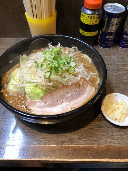 「いぶき（野菜少なめ、ニンニク、脂増し）」@麺工房 いなせの写真