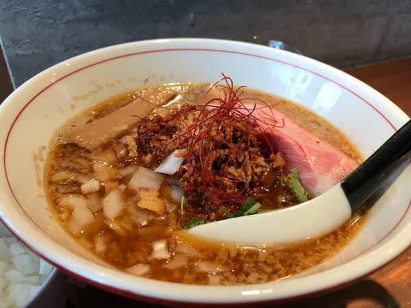 「HOT NOODLES（辛肉ミンチと背脂の入ったピリ辛ラーメン）」@中華蕎麦 志の写真