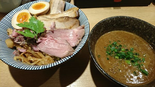 「子羊(ラム)つけめん全部のせ(1080円)」@自家製麺 MENSHO TOKYOの写真