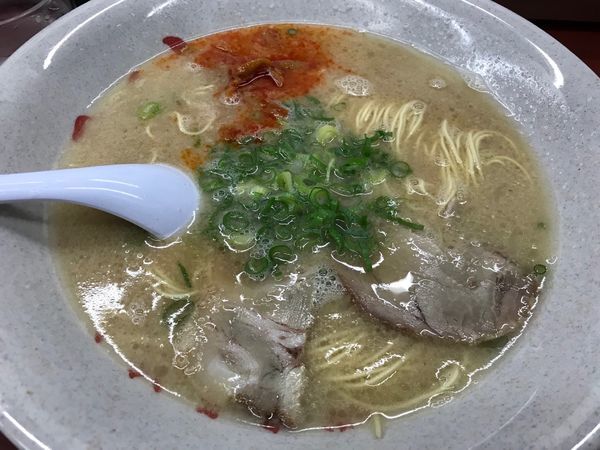 「ラーメン並 700円」@博多長浜らーめん みよしの写真
