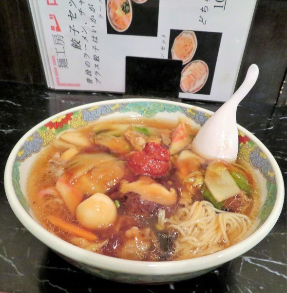 「五目うま煮そば（920円）」@麺工房ジローの写真