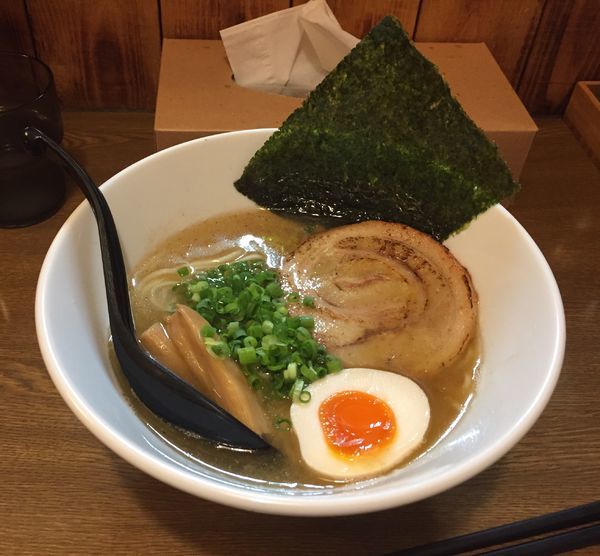 「あごだし塩ラーメン」@麺屋 哲の写真