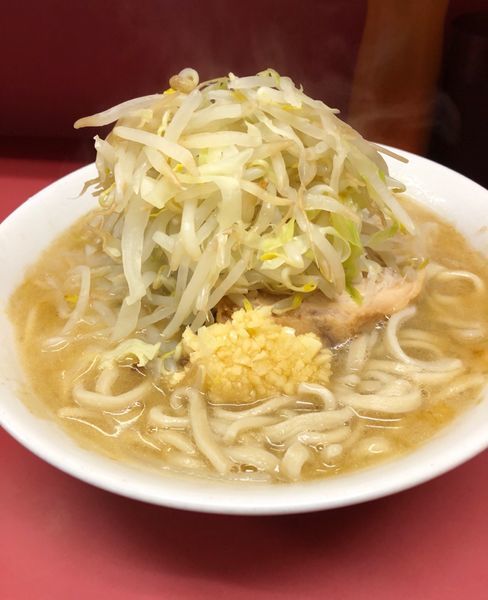「小ラーメン(ヤサイ少なめ.ニンニクマシ)」@ラーメン二郎 ひばりヶ丘駅前店の写真