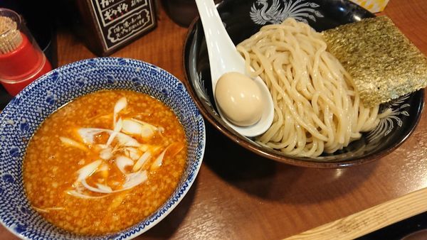 「辛つけ麺+味玉」@ぼすやの写真