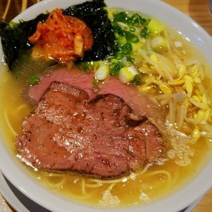 「【2周年記念限定】牛骨テールラーメン 千円他」@麺ゃこもんの写真