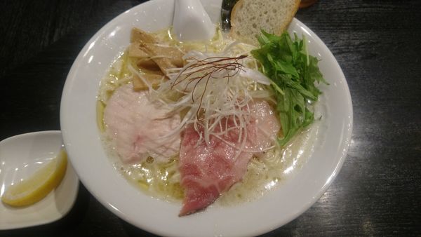 「濃厚鶏白湯(塩) 大盛」@上気元 いただきの写真